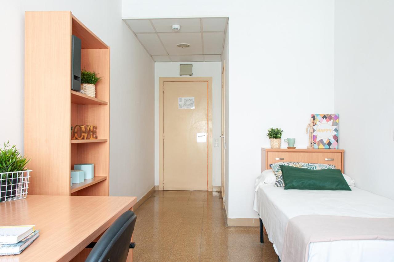 Residencia Universitaria Resa Sant Jordi Tarragona Eksteriør bilde